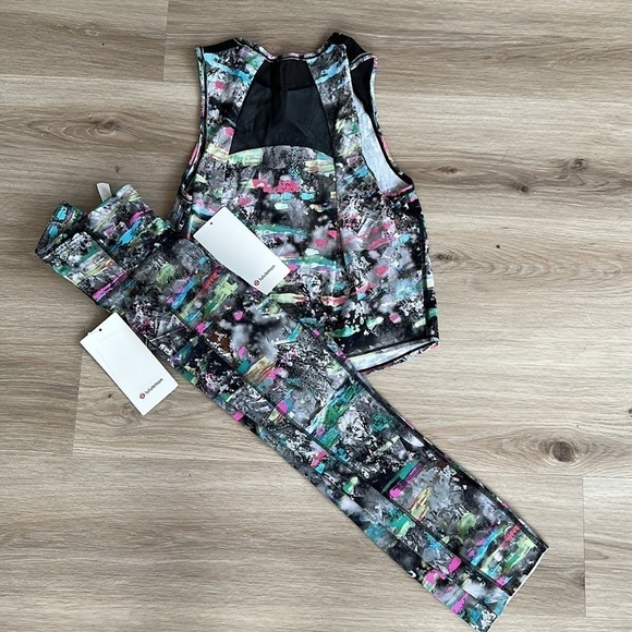Lululemon set Fast and Free High-Rise Crop 23" with top all size 4 woman’s & 2 - Picture 15 of 16